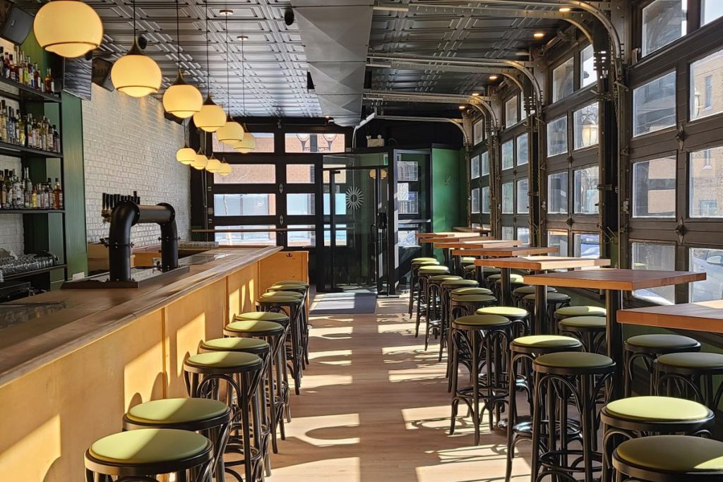Taverne Midway
