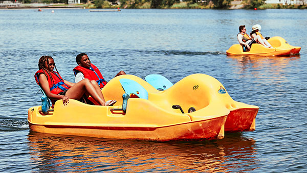 Paddle your way through Parc Jean‑Drapeau