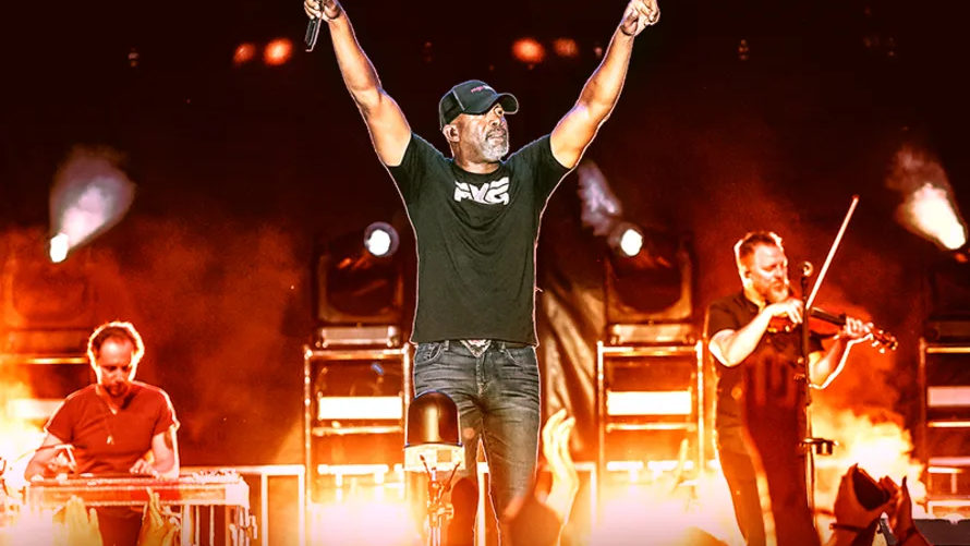 Darius Rucker at Rogers Place
