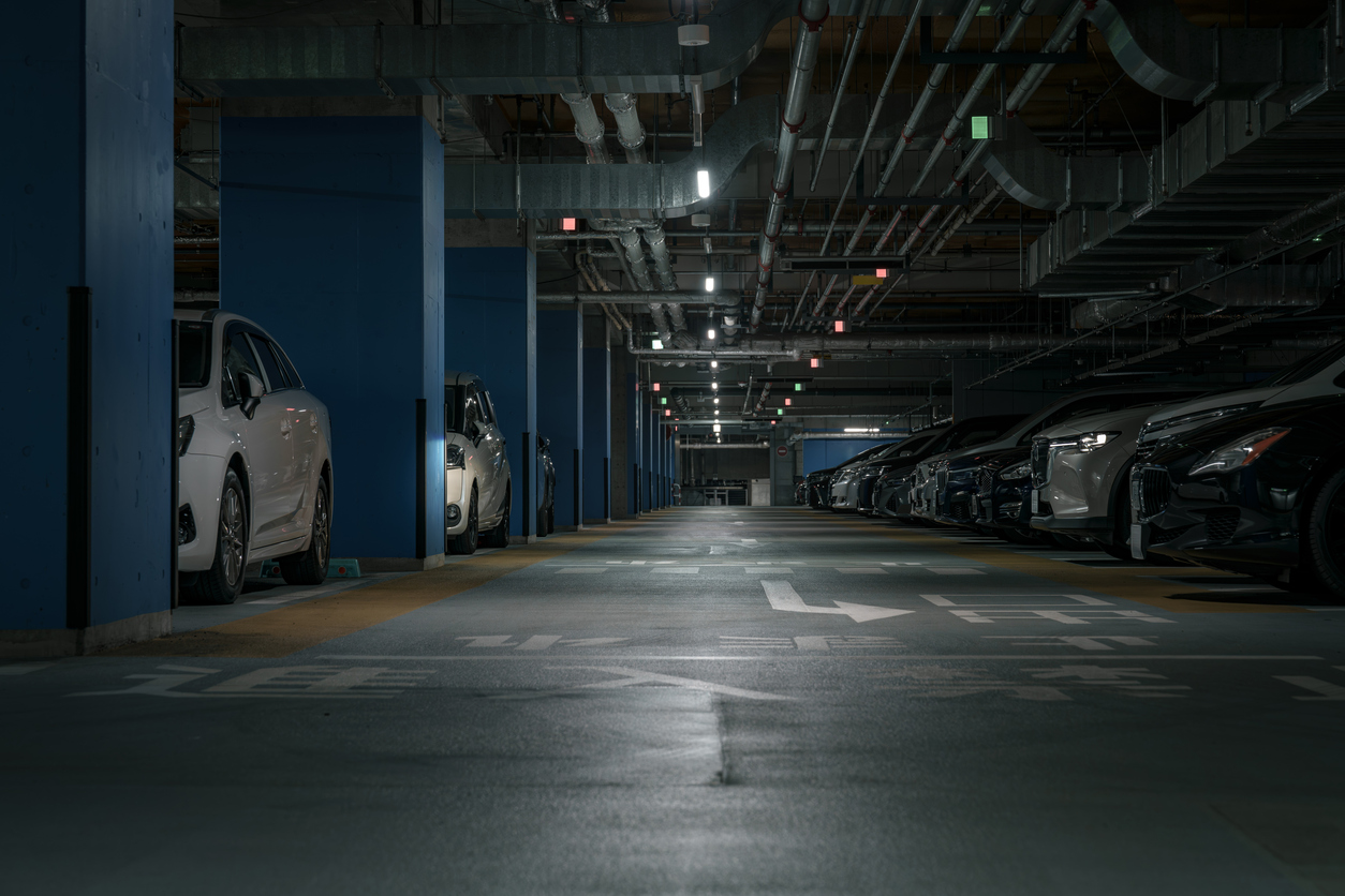 where-to-park-overnight-the-best-24-7-parking-options-in-canadas-busiest-areas